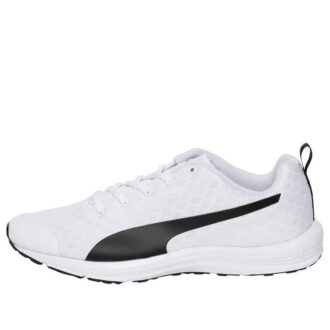 (WMNS) Evader Xt V2 ”Lättviktsstuds Vit”