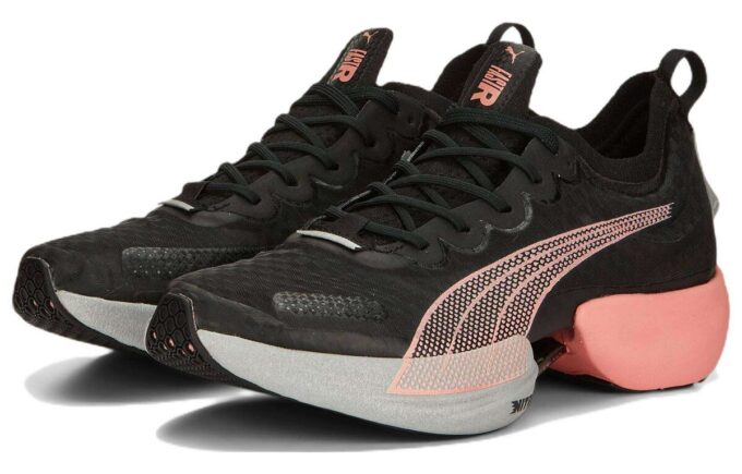 (WMNS) Fast-R Nitro Elite Carbon ”Svart Nejlikrosa”