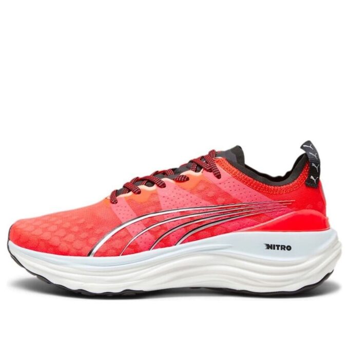 (WMNS) ForeverRun Nitro ”Fire Orchid Silver”