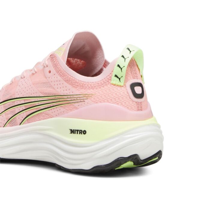 (WMNS) ForeverRun Nitro ”Koral Ice”