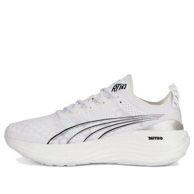 (WMNS) ForeverRun Nitro ”Vit”