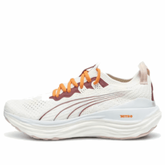(WMNS) ForeverRun Nitro x lemlem ”Varmvit Team Regalröd”