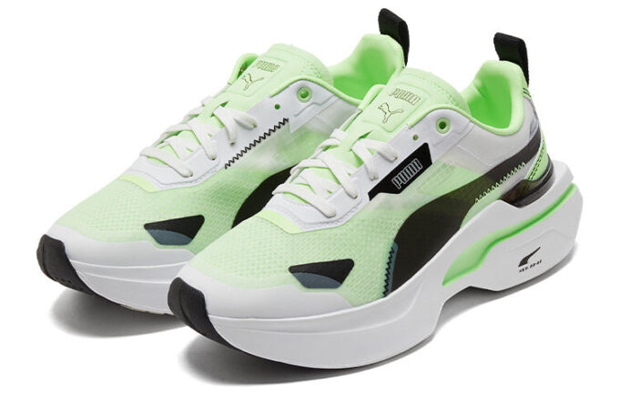(WMNS) Kosmo Rider ”Nya verkligheter”