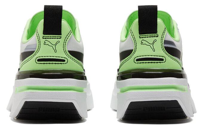 (WMNS) Kosmo Rider ”Nya verkligheter”