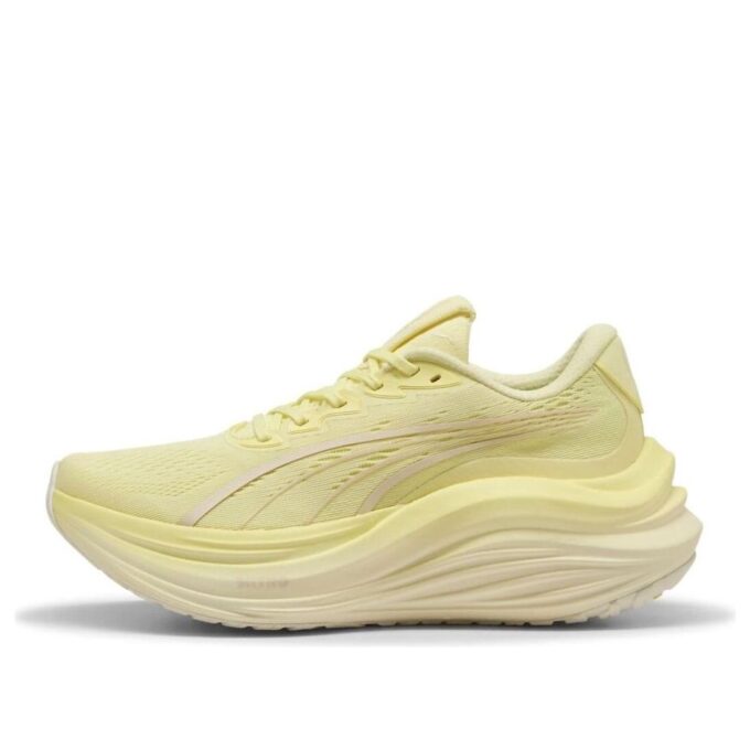 (WMNS) MagMax Nitro ”Gold Moon”