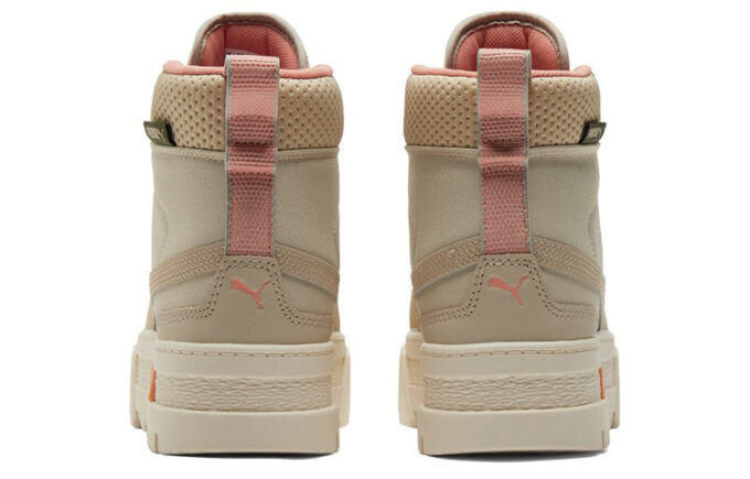 (WMNS) Mayze Mid Safari High-Top Sneakers Elfenben