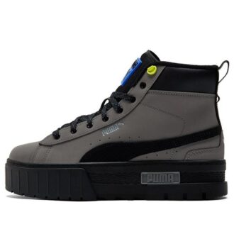 (WMNS) Mayze Mid Wtr Sneakers Svarta