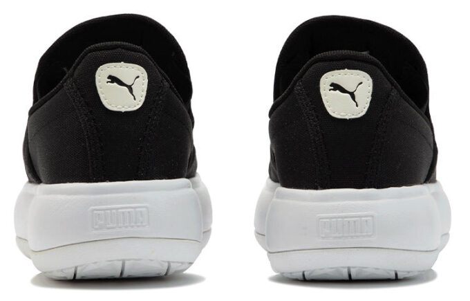 (WMNS) Mocka Mayu Slip-On Canvas ”Svart Vit”