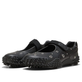 (WMNS) Mostro Fey örhängen ”Svart Silver”