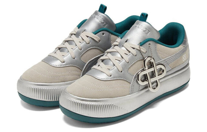 (WMNS) Pronounce x Suede Mayu 2 ”Silver Ultra Violet”