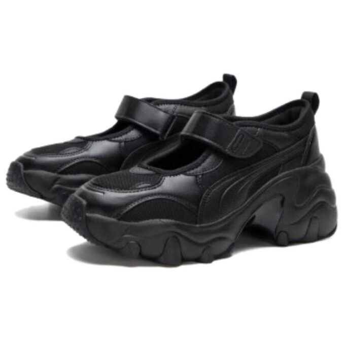 (WMNS) Pulsar kilklackade sandaler ”Svarta”