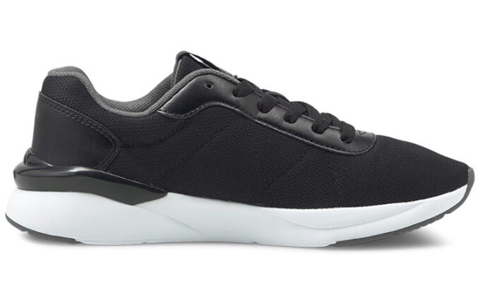 (WMNS) Ros ”Svartvit”
