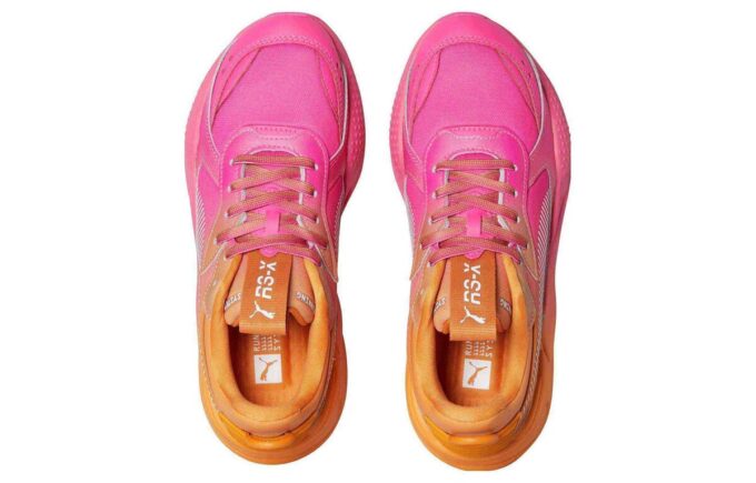 (WMNS) RS-X ”Faded – Glödande rosa ökenlera”