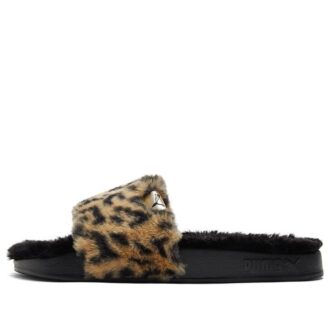 (WMNS) Skor Sporttofflor ”Svart Gul”