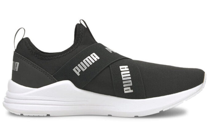(WMNS) Slip-On med sladd ”Svart Silver”
