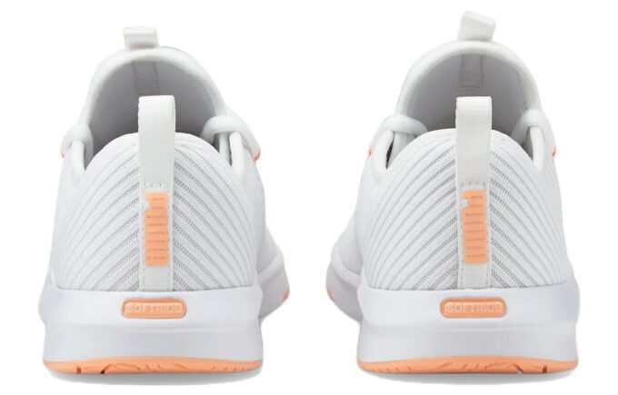 (WMNS) Softride Finesse Sport ”Vit kolsyrad melon”