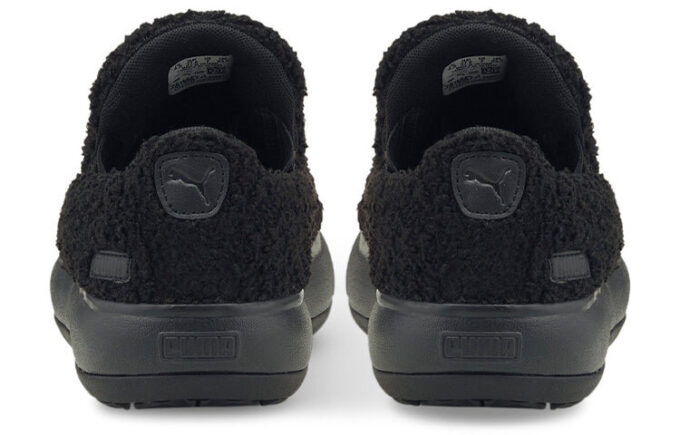 (WMNS) Suede Mayu Slip-On ”Teddy – Svart”