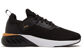 (WMNS) Utbrott ”Black Team Gold”