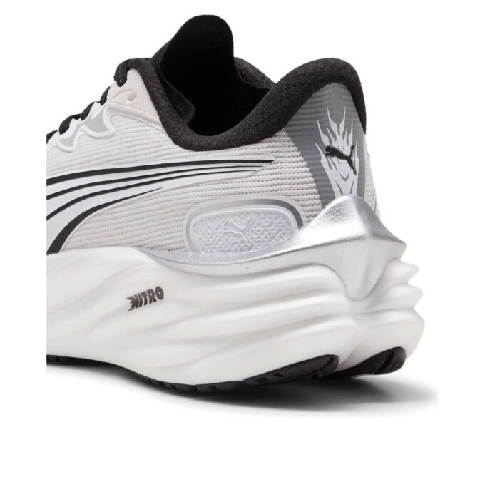 (WMNS) Velocity Nitro 4 ”Vit Svart”