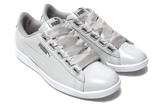 (WMNS) Vikky Ribbon Patent ”Grå Casual”