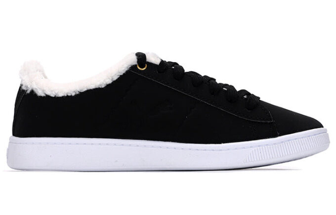 (WMNS) Vikky v2 Cat Teddy Sneakers Svarta