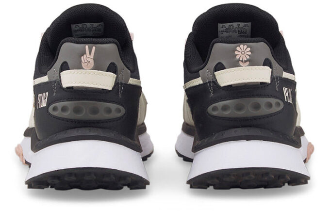 (WMNS) Wild Rider Downtown ”Black Ivory”