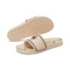 (WMNS) x Liberty of London Leadcat 2.0 Logotypsandaletter ”Blommiga”