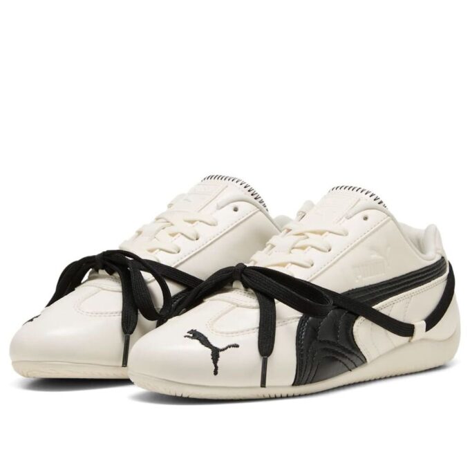 (WMNS) x Rose Speedcat LEA ”Vit Svart”