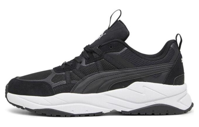 X-Ray Tour Sneakers ”Svartvit”