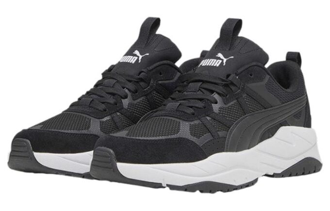 X-Ray Tour Sneakers ”Svartvit”