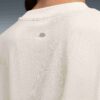 Yona mönstrad t-shirt för kvinnor Yona mönstrad t-shirt för kvinnor